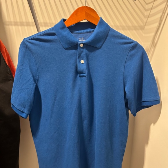 Boys size 18 vineyard vine shirt - Picture 2 of 3